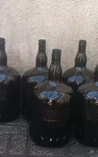 بطری شیشه ای