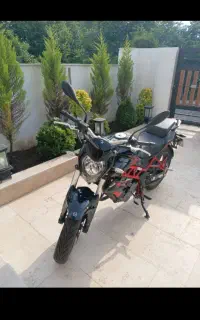 موتور سیکلت بنلی ۲۵۰ tnt