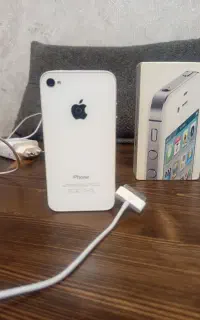 آیفون 4s نوستالژی