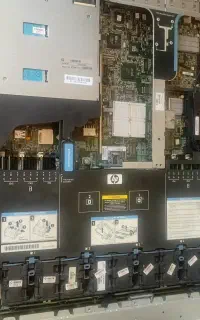 سرور hp dl 360 g7 خیلی تمیز