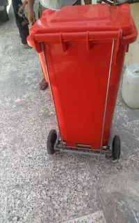 سطل اشغال نوع نوع یک متری