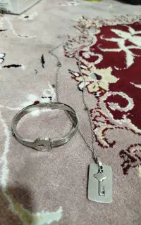 دسبند و کلید