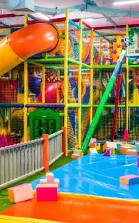 تولید انواع وسایل شهربازی سرپوشیده و خانه بازی