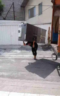 خدمات اثاث کشی منزل باکادری باتجربه