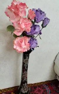 گل و گلدان