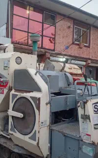 یک دستگاه کمباین سینا مدل ۲۰۱۴