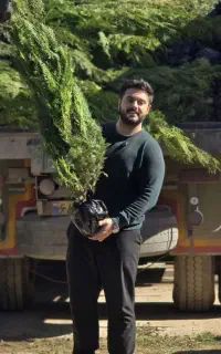 فروش ویژه نهال میوه و زینتی