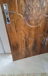تعمیر درب چوبی واهنی