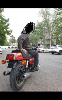 suzuki 1000 سوزوکی ۱۰۰۰
