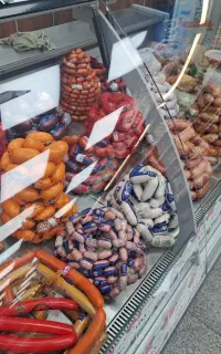 بازاریاب حضوری و تلفنی فست فودی