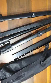 سه پایه بوم نقاشی