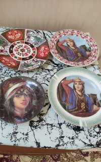 بشقاب دیوار کوب چینی قدیمی تزیینی