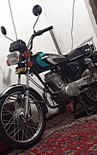 موتور سیکلت مدارک دار