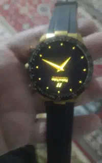 ساعت هوشمند نو و بدون استفاده کاملا سالم