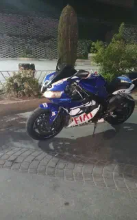 r1 1000