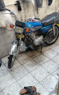 موتور ۱۲۵ پیشرو تیز تک..  تمیزو مرتب..