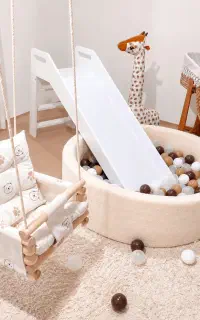 گهواره و استخر توپ و سرسره