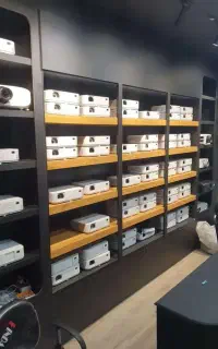 ویدئو پروژکتور جایگزین برد هوشمند مناسب مدارس