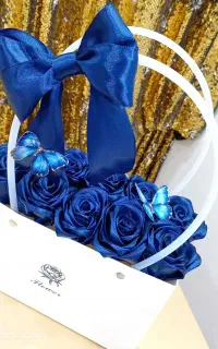 روزدخترباکس فلاوربگ دسته گل رز روبانی ربانی جادوان