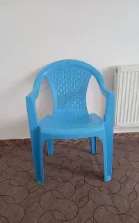 صندلی پلاستیکی