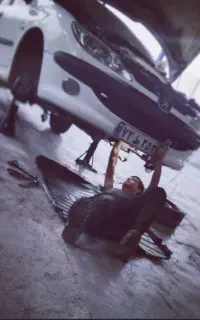 کمک مکانیک ماهر