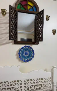 اینه پنجره ای خیلی نو و کاملا سالم