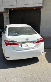 کرولا gli 2015