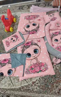 سیمونی و لباس دخترونه نوزادی