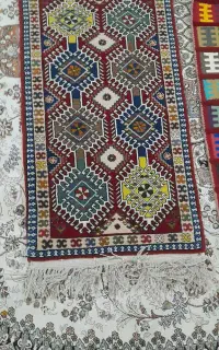 ۵ عدد قالیچه دستباف نو