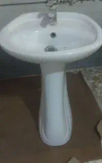 ست‌کامل‌روشویی‌باشیرآلات‌درحد‌نو