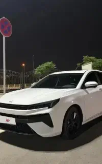کی ام سی j7 مدل آخر ۴۰۲ به رویت