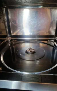 مایکروویو و جوجه گردان