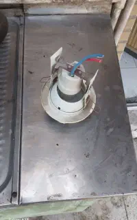 هشت عددلامپ حالاژنی کامل سالم سالم