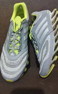 کفش آدیداس