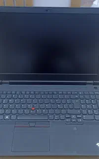 Lenovo P15 Gen2 (i7 11850H/32gb/Quadro T1200)