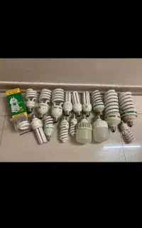 لامپ کم مصرف