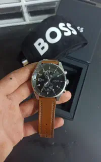ساعت boss اورج
