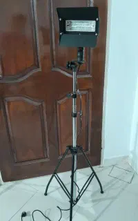 پایه و پرژکتور عکاسی