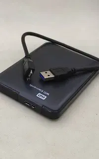 هارد وسترن دیجیتال ۳۰۰ گیگ