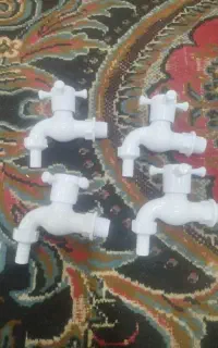 شیر پلاستیکی