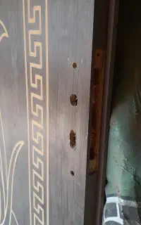 دو عدد در چوبی اتاق