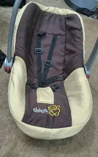 کریر نوزاد مارک (chicco)