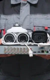 دزدگیر و دوربین مداربسته