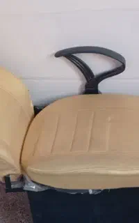 صندلی سالنی تاشو