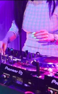 دی جی افرا / دی جی حرفه ای باهزینه مناسب