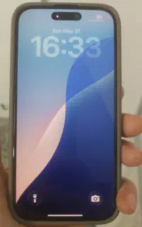 گوشی آیفون۱۶ نرمال کم کار