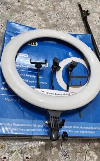 رینگ لایت حرفه ای با تنظیم نور کنترلی