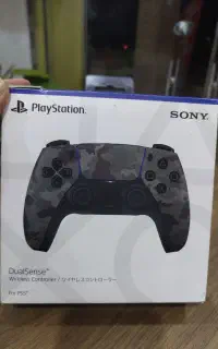 دسته ps5 در حد نو
