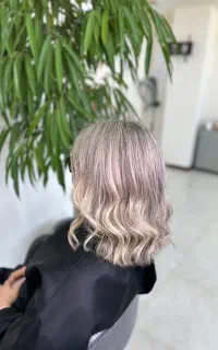 تخفیف اموزش تخصصی کراتین کاربا مواد رنگ و لایت