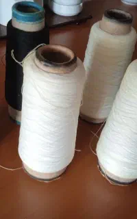 شیش عدد نخ نیمه تمام سردوز